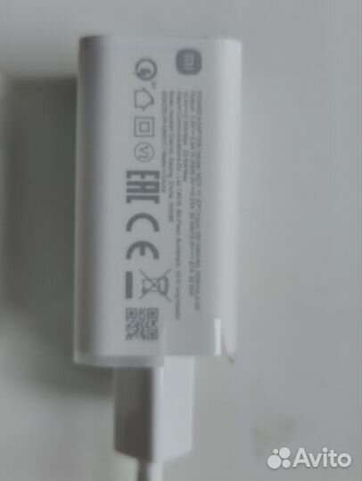 Оригинальные новые зарядки и кабеля