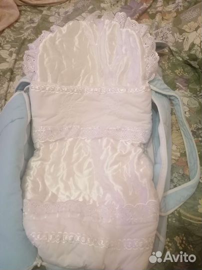 Переноска для детей в машину