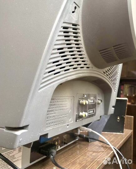 Телевизор Samsung 21