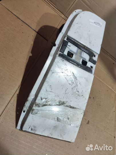 Лючок топливного бака в сборе MB Vito2 Viano W639