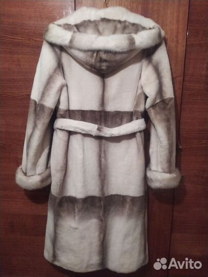 Шуба из бобрика