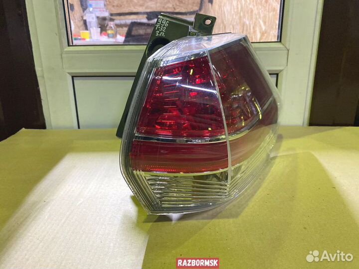 Задний правый фонарь Nissan X-Trail 3 (Т32)