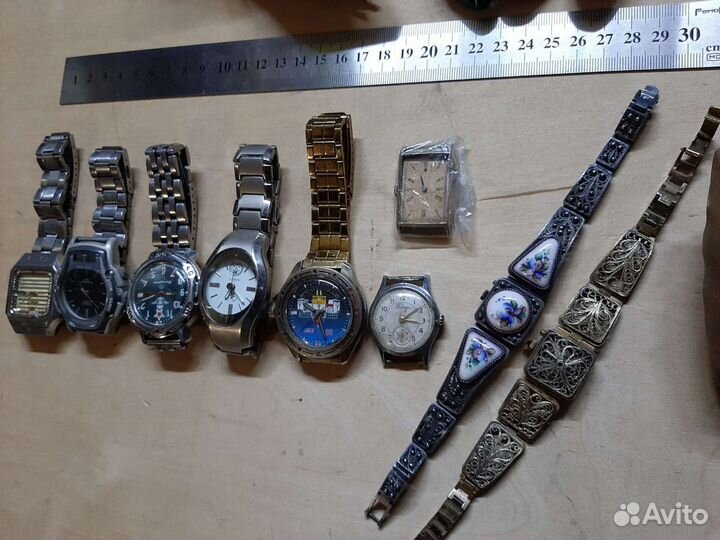 Часы/ Камни(Лазурит,Уральский малахит)