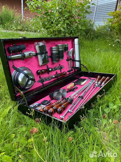 Кейс набор шампуров в чемодане