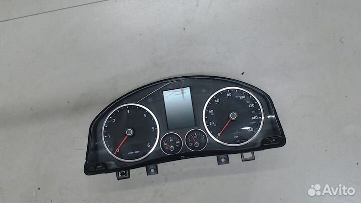 Щиток приборов Volkswagen Tiguan, 2008