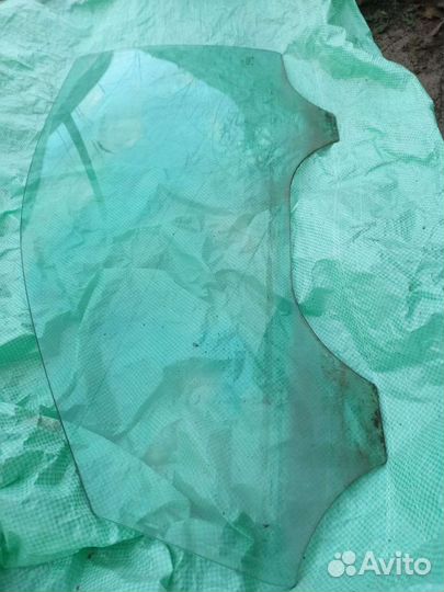 Стекло на volkswagen b5