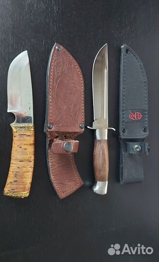 Два туристических ножа
