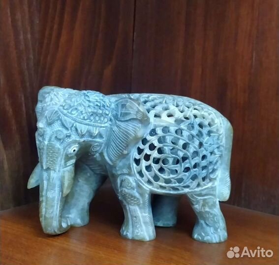 Индийский слоник в слоне