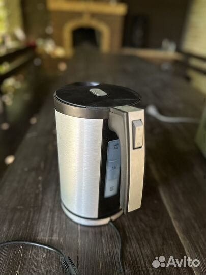 Электрический чайник polaris