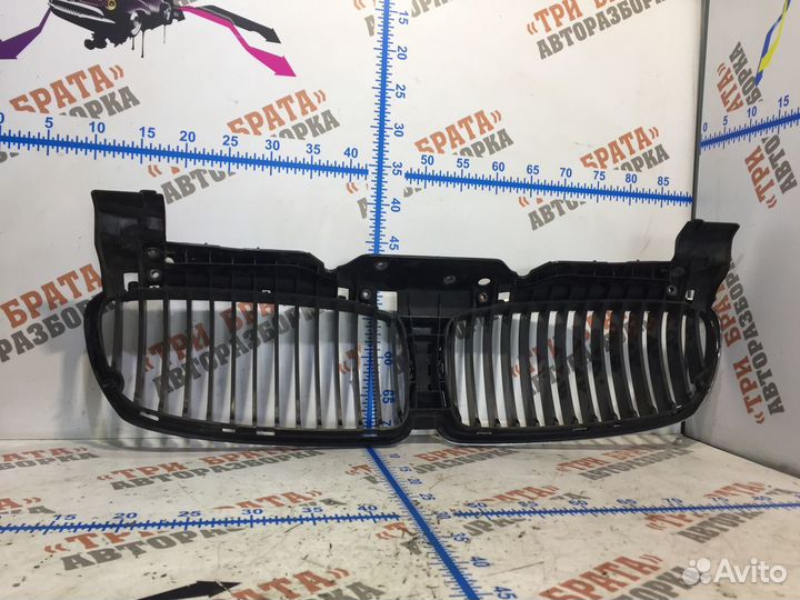 Бмв 7 серия Решетка радиатора