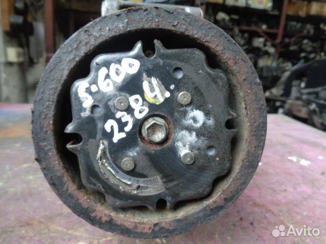 Компрессор системы кондиционирования Mercedes-Benz