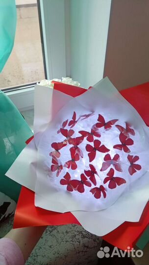 Букет из бабочек на заказ и в наличии