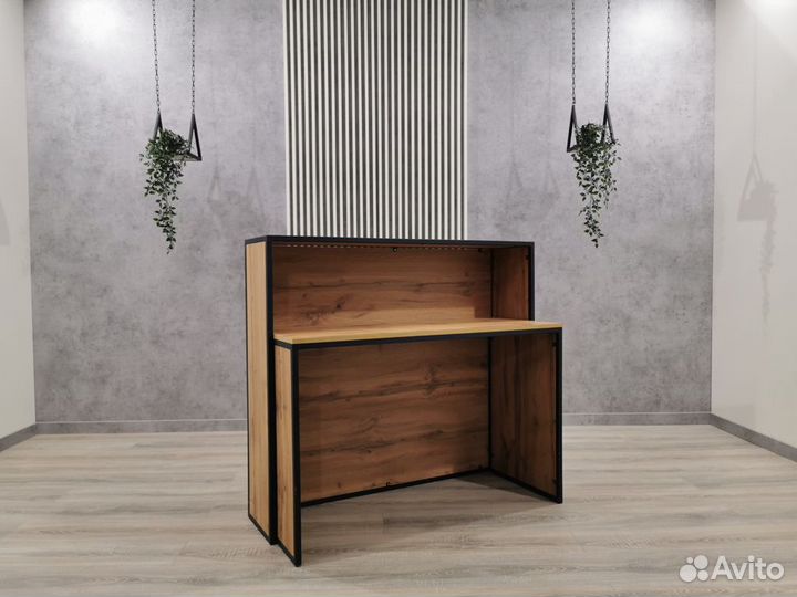 Стол ресепшн