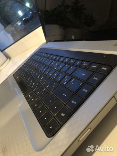 Ноутбук HP i3