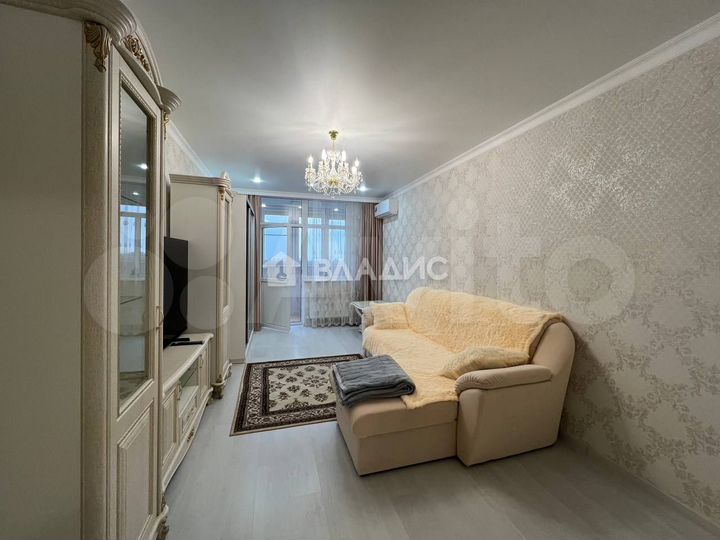 2-к. квартира, 71,3 м², 5/12 эт.