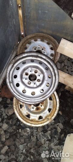 Резина р14 бу с гранты(4*100,4