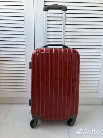 Чемодан маленький бу