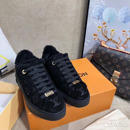 Кеды с мехом Louis Vuitton