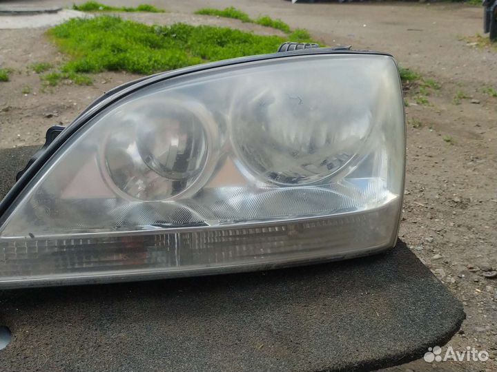 Фары KIA sorento 2005г. 2.5 aт