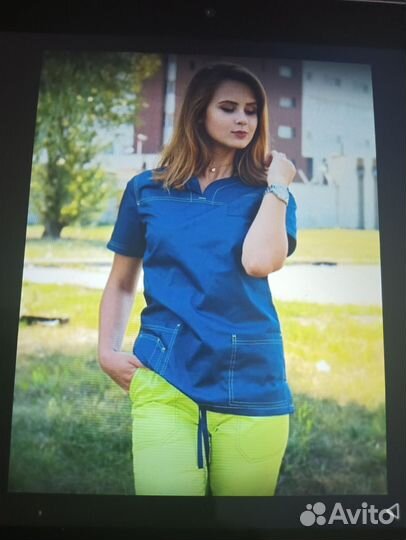 Медицинский костюм женский