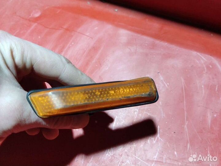 Повторитель в крыло левый Bmw Х5 Е53 2001