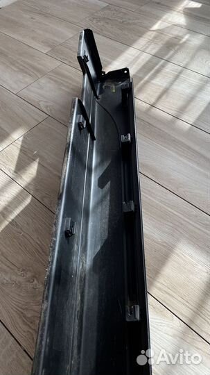 Порог молдинг правый hyundai tucson 3