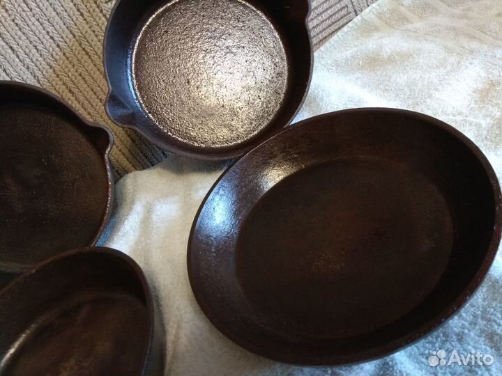Чугунная сковорода СССР 18 - 20. цена за 1штуку