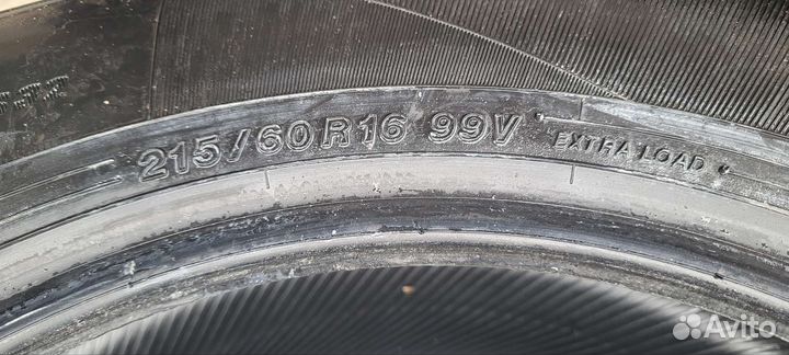 Yokohama Bluearth ES32 215/60 R16 V