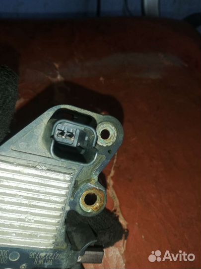 Регулятор напряжения генератора Лада Ларгус