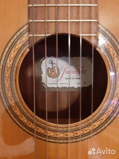 Классическая гитара бу