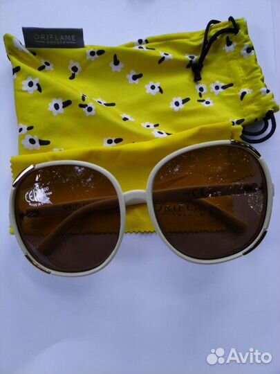 Очки солнцезащитные