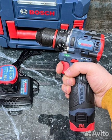 Бесщеточный шуруповерт bosch 18V/10mm