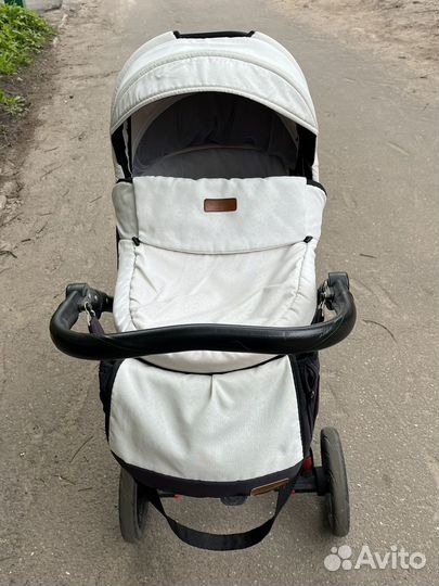 Коляска 2 в 1 Vikalex Cochinella