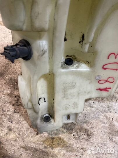 Бачок омывателя Audi A8 4E2 BFM 2002-2005