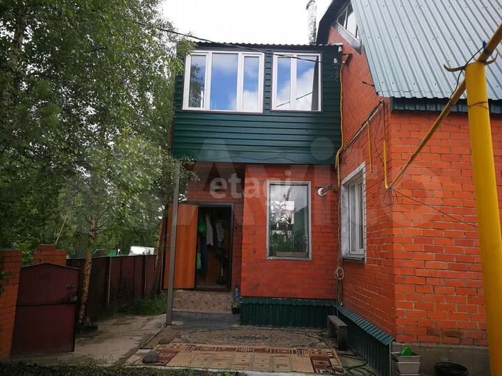 Дом 258 м² на участке 5,5 сот.