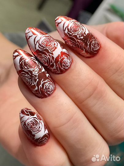 Нужна модель на маникюр