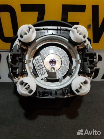 Подушка безопасности в руль Volkswagen Golf купе