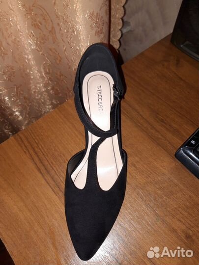 Туфли женские 39 размер черные