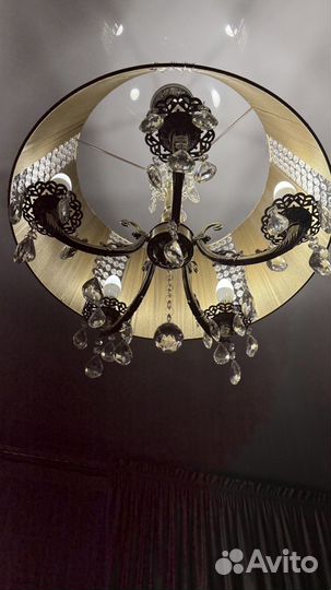 Люстры и светильники