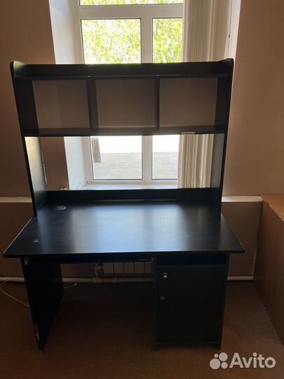 Стол офисный