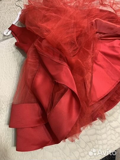 Шикарное платье для девочки 7-8 лет