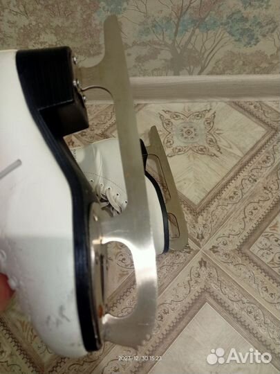 Коньки фигурные 36 размер