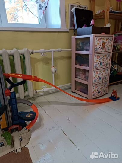 Hot wheels парковка