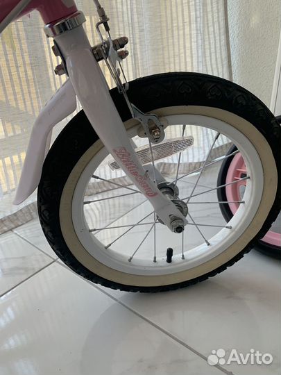 Детский велосипед Royal Baby Little Swan New 14