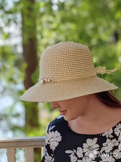 Шляпа женская соломенная