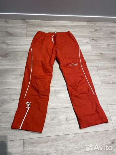 Горнолыжная куртка женская