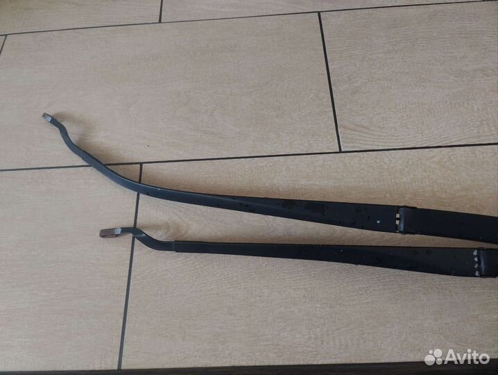 Поводок дворника Киа Церато 3 YD