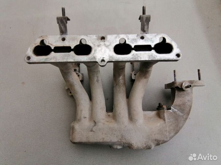 Коллектор впускной Kia Rio 1 2002-2005