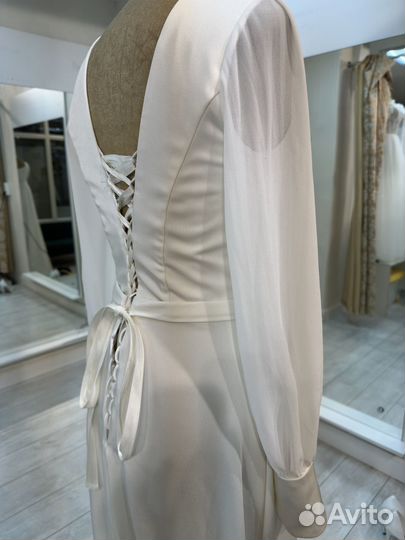 Свадебное платье 42 44 новое
