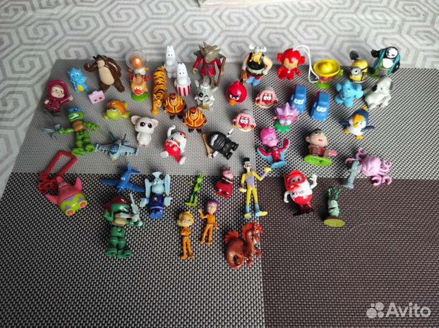 Игрушки киндер разные серии